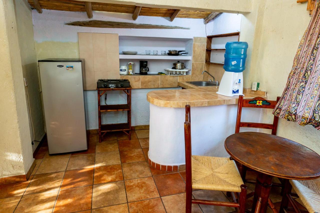Casa Mexica Bungalows Zihuatanejo Kültér fotó