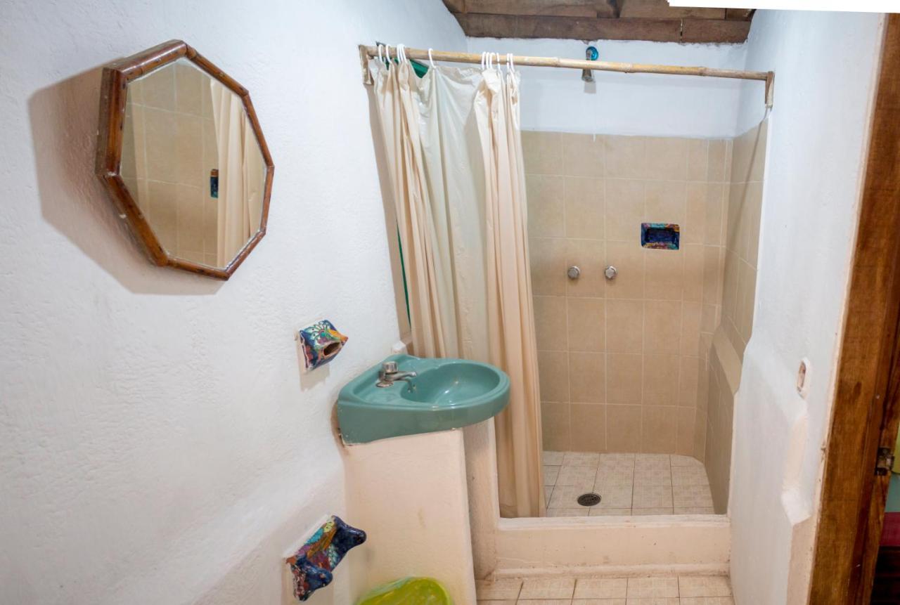 Casa Mexica Bungalows Zihuatanejo Kültér fotó