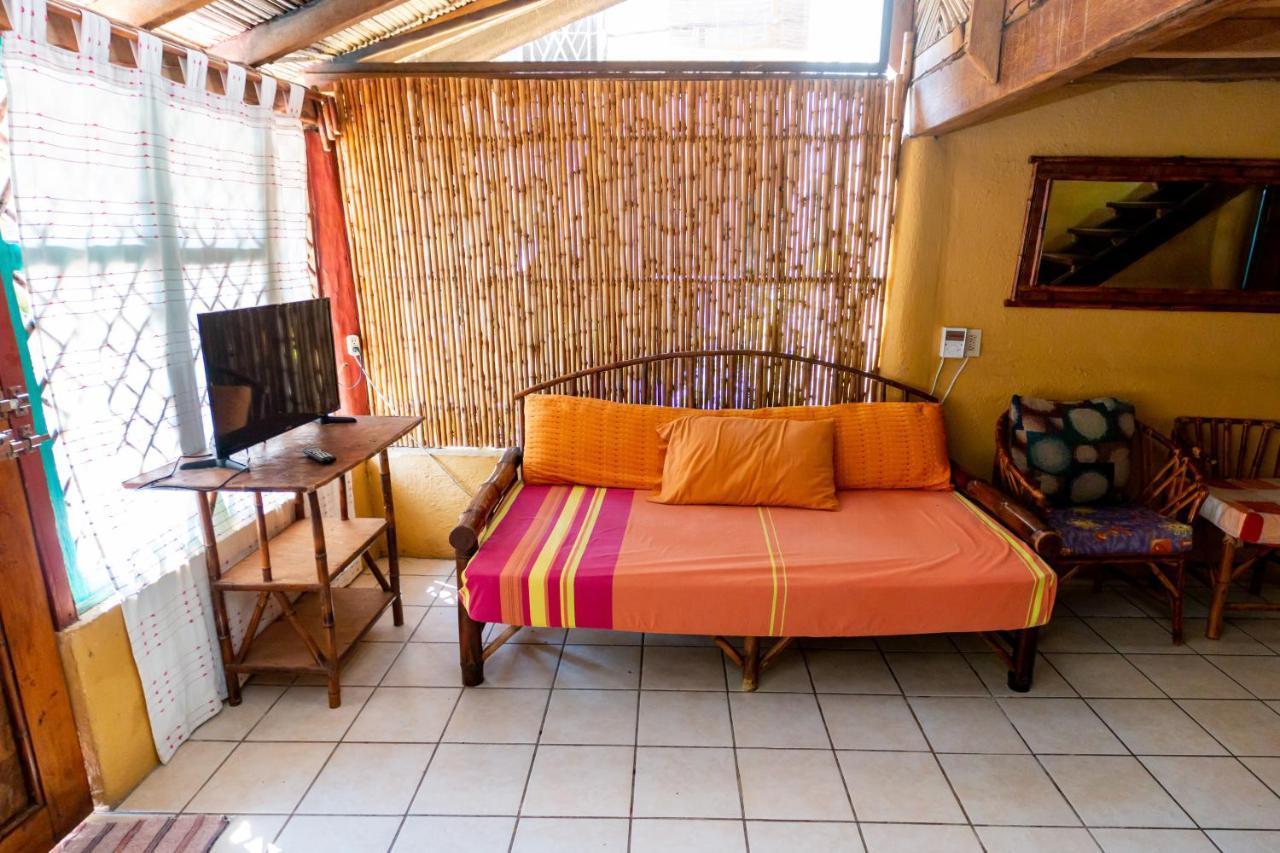 Casa Mexica Bungalows Zihuatanejo Kültér fotó