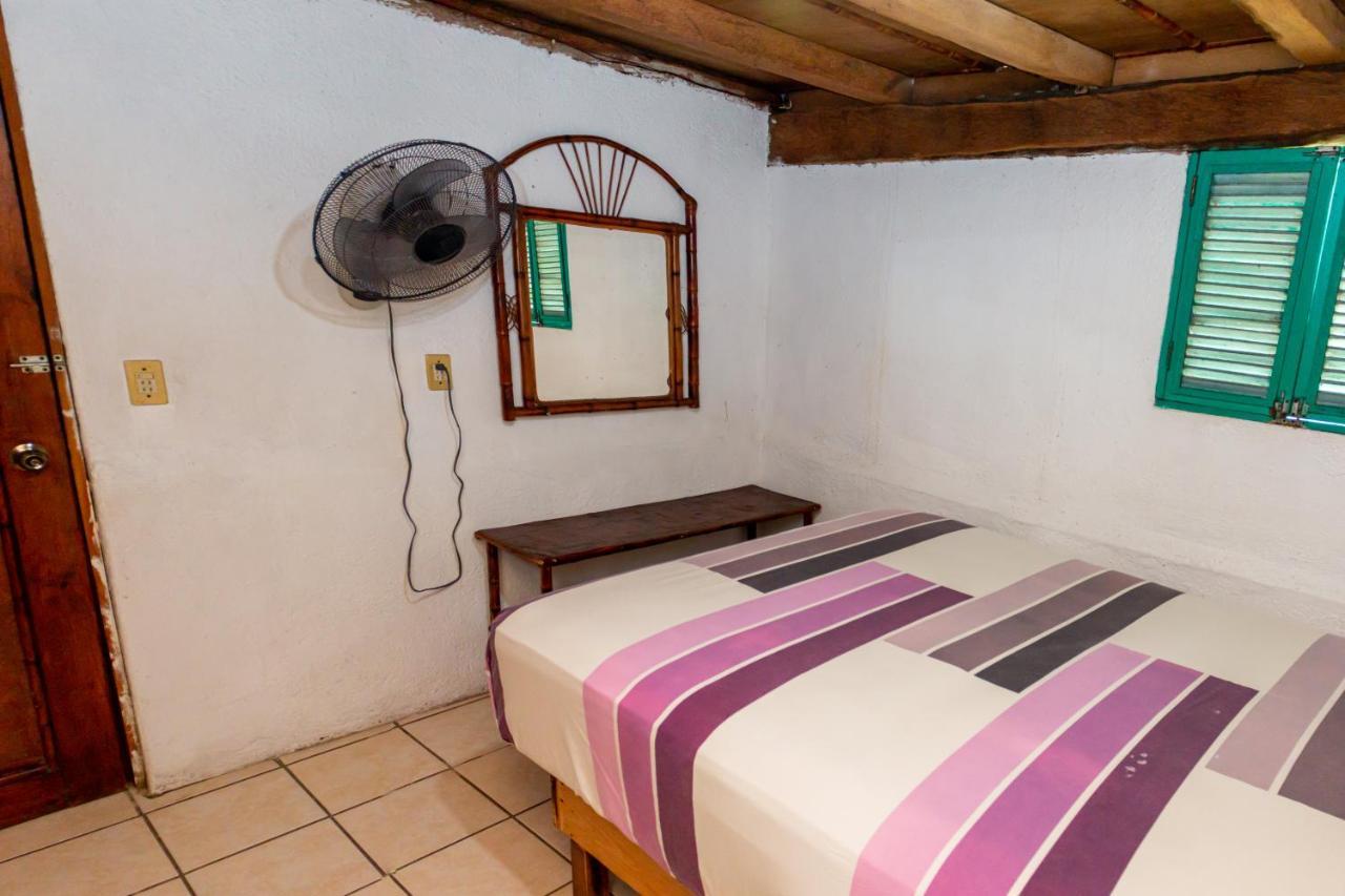Casa Mexica Bungalows Zihuatanejo Kültér fotó